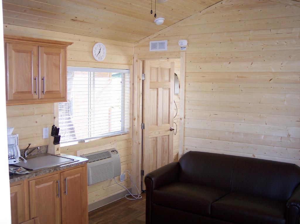 קלוברדייל Russian River Camping Resort Cottage 7 מראה חיצוני תמונה
